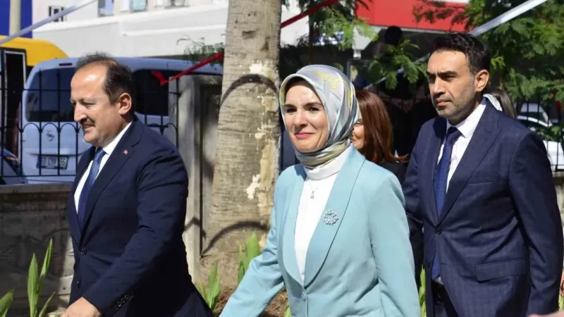 Bakan Göktaş: "Narin kızımız da Sıla bebek de hepimizin evladıdır. Dava süreçlerine müdahil olacağız" Bakan Göktaş: "Narin kızımız da Sıla bebek de hepimizin evladıdır. Dava süreçlerine müdahil olacağız"