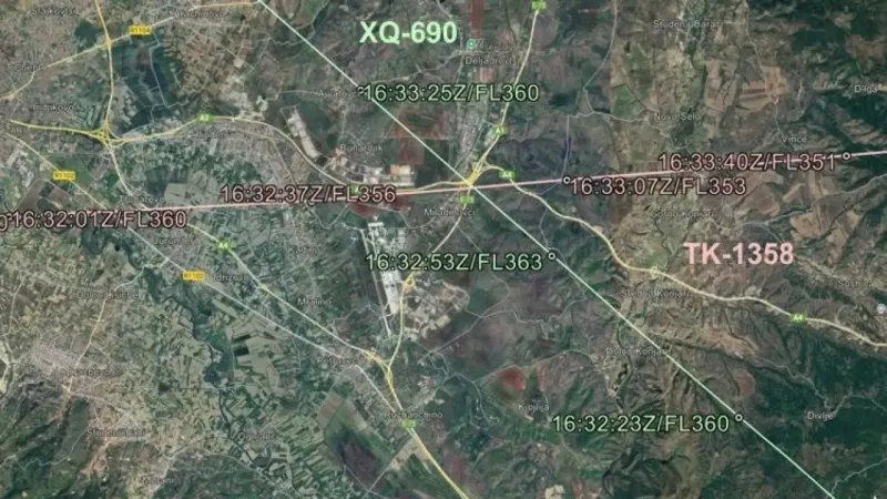 THY ve SunExpress uçakları birbirlerine tehlikeli yaklaştı, olayla ilgili soruşturma başlatıldı THY ve SunExpress uçakları birbirlerine tehlikeli yaklaştı, olayla ilgili soruşturma başlatıldı