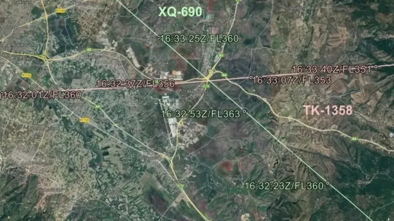 THY ve SunExpress uçakları birbirlerine tehlikeli yaklaştı, olayla ilgili soruşturma başlatıldı THY ve SunExpress uçakları birbirlerine tehlikeli yaklaştı, olayla ilgili soruşturma başlatıldı