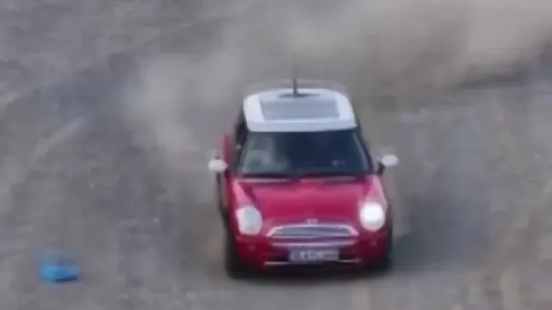 Pendik’te drift atarak tozu dumana katan sürücüye 45 bin TL para cezası