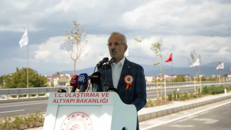 İznik Çevre Yolu Bakan Uraloğlu’nun katılımıyla hizmete açıldı