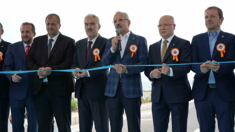 İznik Çevre Yolu Bakan Uraloğlu’nun katılımıyla hizmete açıldı
