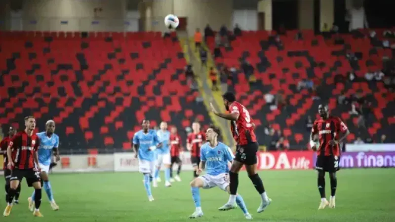 Trabzonspor Gaziantep deplasmandan 1 puanla dönüyor Trabzonspor Gaziantep deplasmandan 1 puanla dönüyor