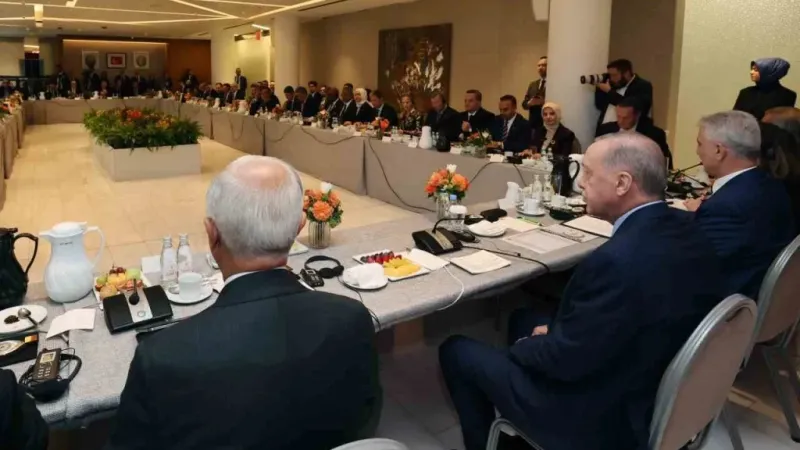 Cumhurbaşkanı Erdoğan: "F-16 modernizasyon projesiyle yeni bir sayfa açtığımızı temenni ediyoruz" Cumhurbaşkanı Erdoğan: "F-16 modernizasyon projesiyle yeni bir sayfa açtığımızı temenni ediyoruz"