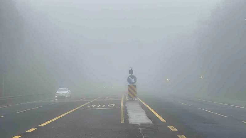 Bolu Dağı’nda göz gözü görmüyor: Görüş mesafesi 20 metre