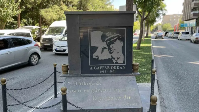 DEM Parti kararına tepkiler sürüyor