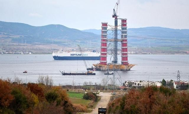 1915 Çanakkale Köprüsü’nde kırmızı beyaz kulelerin üçte biri göründü