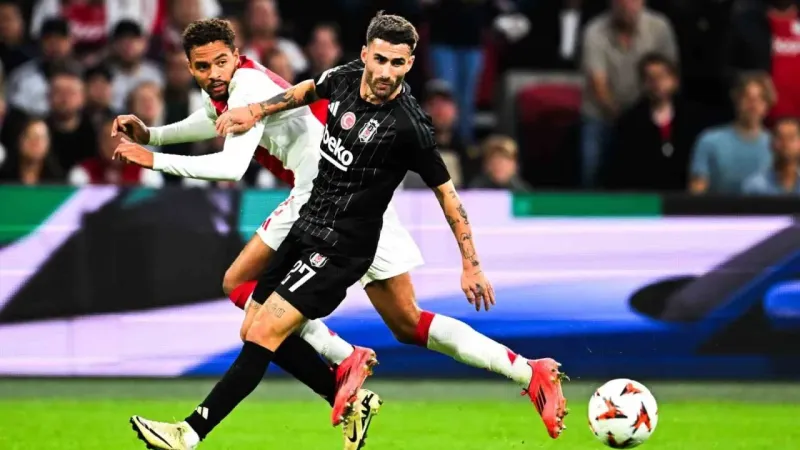 Beşiktaş, Ajax'a farklı mağlup oldu Beşiktaş, Ajax'a farklı mağlup oldu