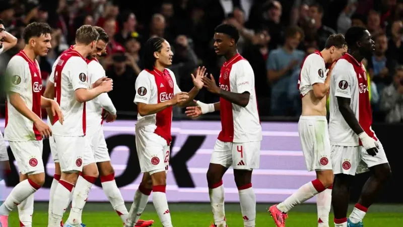 Beşiktaş, Ajax'a farklı mağlup oldu Beşiktaş, Ajax'a farklı mağlup oldu