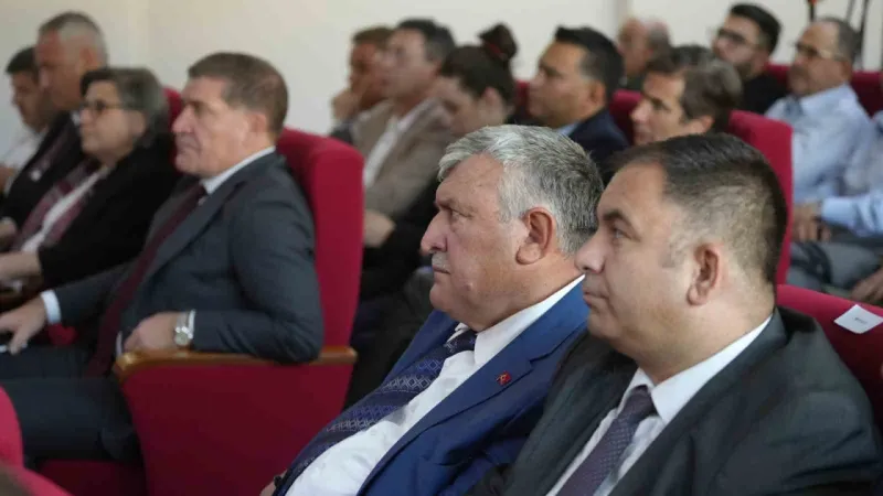 Bakan Şimşek: "21 yılda Türkiye 268 milyar dolar yatırım çekti" Bakan Şimşek: "21 yılda Türkiye 268 milyar dolar yatırım çekti"