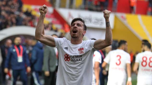 Mert Hakan Yandaş: Futbol oynamayı özledim