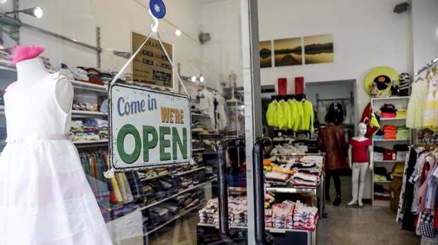 ABD ve Almanya kepenkleri açıyor