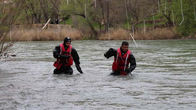 Kayıp Uzman Çavuş Yılmaz Güneş’i arama çalışmaları sürüyor