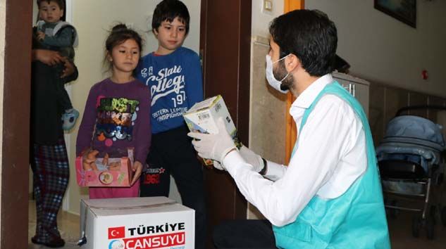 Koronavirüse karşı ‘Evinize Sağlık’ kampanyası Cansuyu oluyor