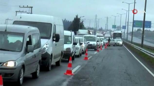 Koronavirüs etkisi altındaki İstanbullulara ‘tek şerit’ işkencesi