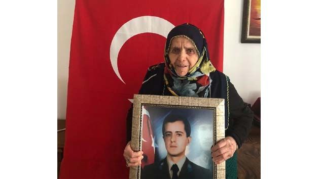 28 yıl sonra şehit oğlunun kabrine gidemedi