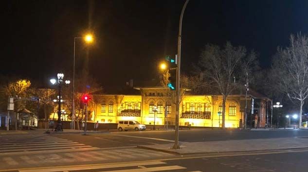 Ankara sokağa çıkma kısıtlamasıyla sessizliğe büründü