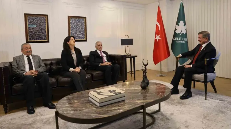 DEM Parti İmralı Heyeti, Ahmet Davutoğlu ile görüştü DEM Parti İmralı Heyeti, Ahmet Davutoğlu ile görüştü