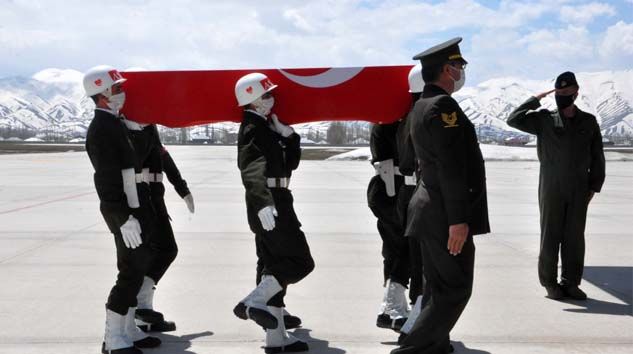 Yüksekova’da şehit olan asker memleketine uğurlandı