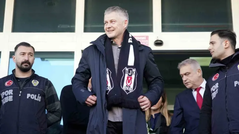 Beşiktaş’ın yeni teknik direktörü Ole Gunnar Solskjaer, İstanbul’a geldi Beşiktaş’ın yeni teknik direktörü Ole Gunnar Solskjaer, İstanbul’a geldi