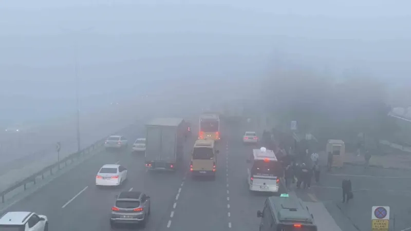 İstanbul’da sis etkili oldu, görüş mesafesi düştü İstanbul’da sis etkili oldu, görüş mesafesi düştü