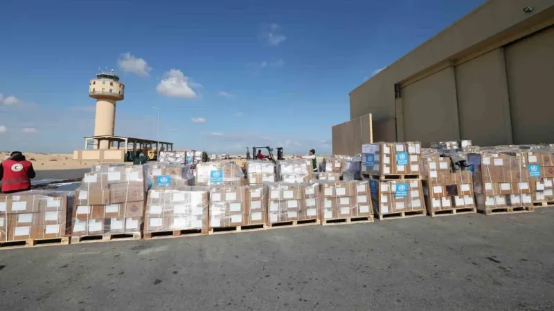 Gazze’ye ateşkesin altıncı gününde 339 insani yardım tırı girdi Gazze’ye ateşkesin altıncı gününde 339 insani yardım tırı girdi