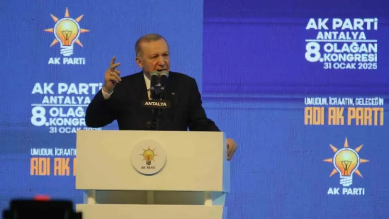 Cumhurbaşkanı Erdoğan: "Sayın Özel oturduğu koltuğun hakkını hala veremedi" Cumhurbaşkanı Erdoğan: "Sayın Özel oturduğu koltuğun hakkını hala veremedi"