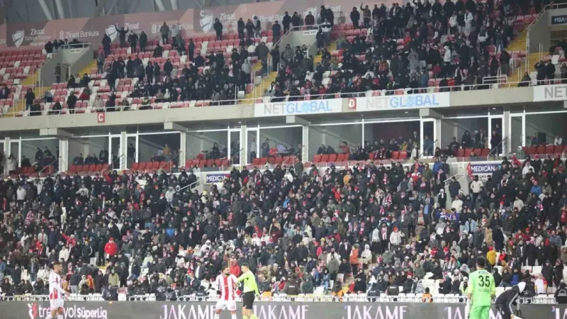 Sivas’ta ‘yönetim istifa’ sesleri Sivas’ta ‘yönetim istifa’ sesleri