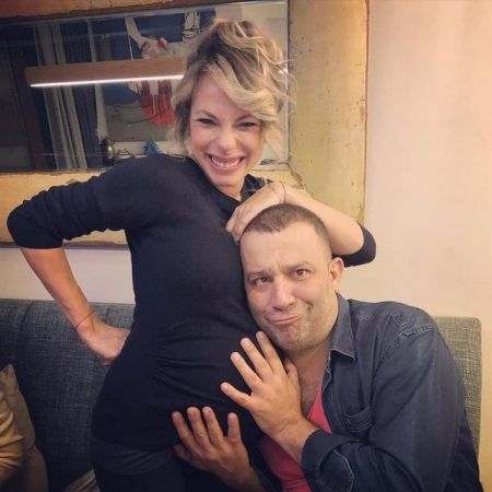 Şevket Çoruh ve Özge Turna çifti bebek bekliyor