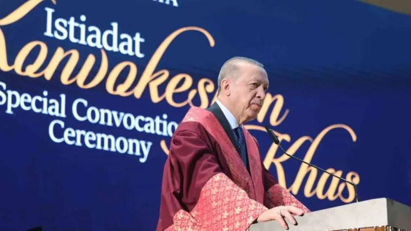 Cumhurbaşkanı Erdoğan’a Malezya’da fahri doktora unvanı verildi