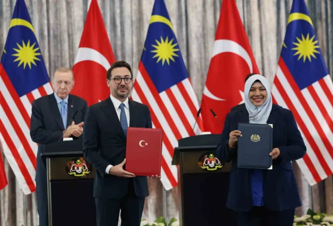 Türkiye ile Malezya arasında 11 anlaşma imzalandı Türkiye ile Malezya arasında 11 anlaşma imzalandı