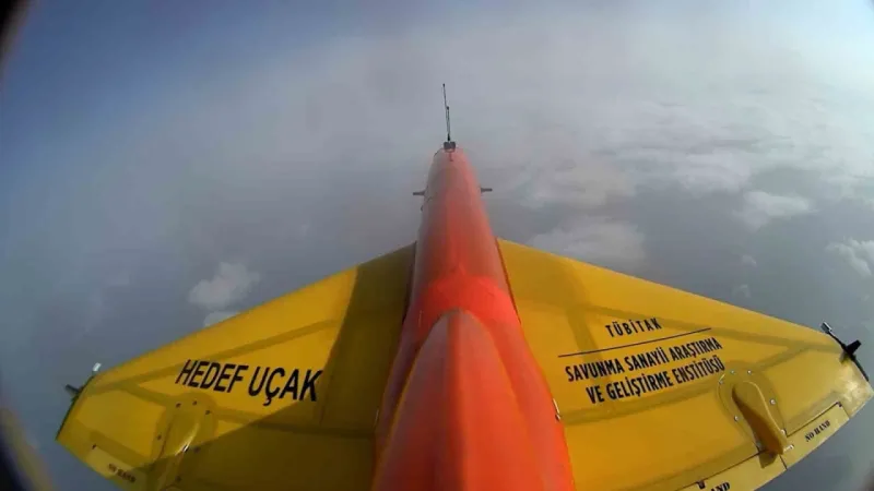 Milli GÖKDOĞAN füzesi hedefi tam isabetle vurdu