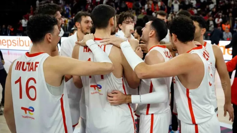 12 Dev Adam’ın rakibi İtalya 12 Dev Adam’ın rakibi İtalya