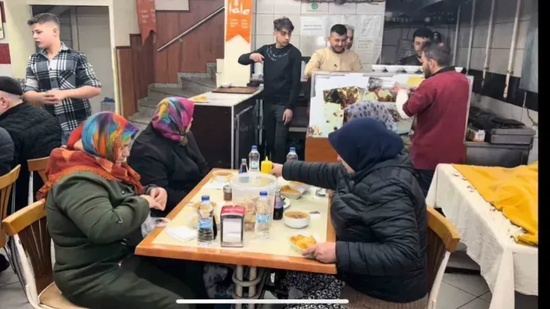 Bu restoranda 17 yıldır iftar menüsü ücretsiz Bu restoranda 17 yıldır iftar menüsü ücretsiz