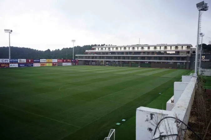 Galatasaray Kemerburgaz Metin Oktay Tesisleri tanıtıldı