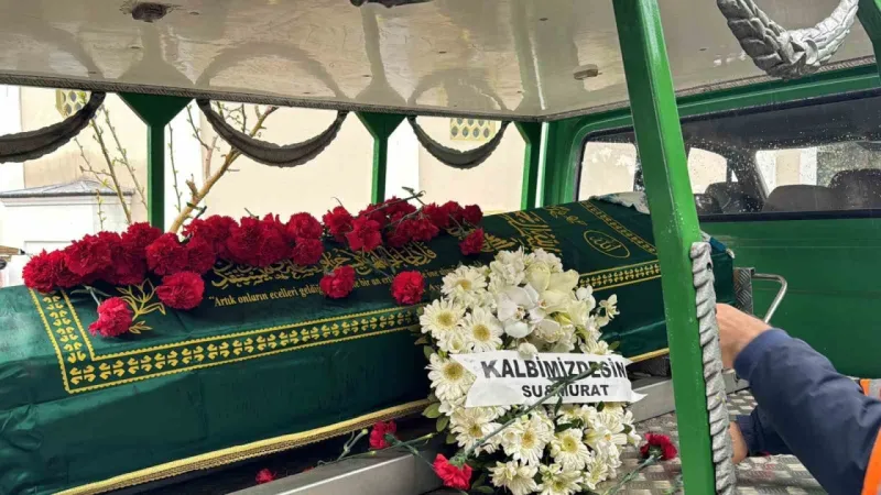 Hayatını kaybeden sanatçı Tanyeli son yolculuğuna uğurlandı