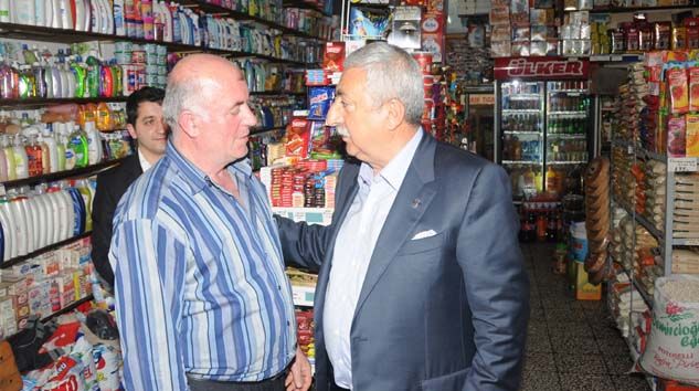 Palandöken: 65 yaş ve üstü esnafa iş yerini açma imkanı verilmeli