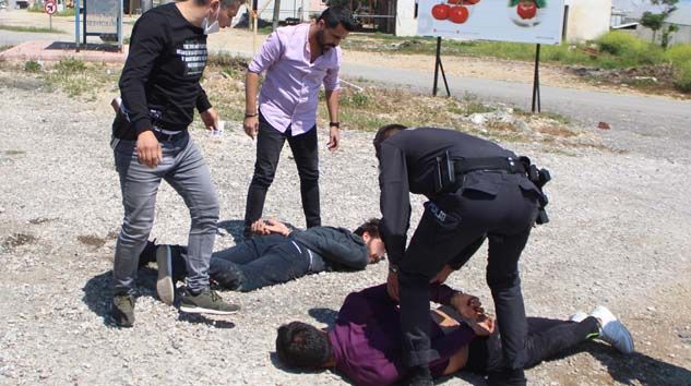 Ceza yememek için ortalığı birbirine kattılar