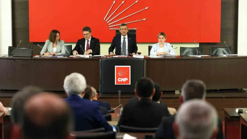 CHP Parti Meclisi, Özgür Özel başkanlığında toplandı