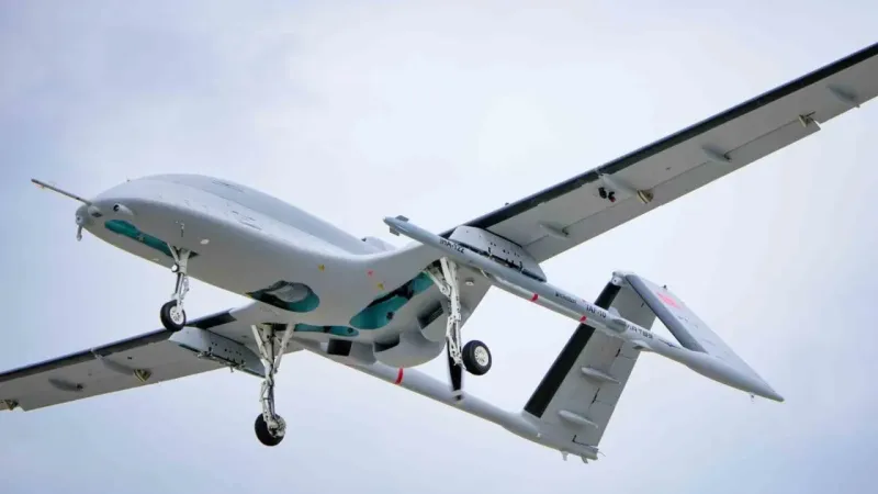 Bayraktar TB3 SİHA’DAN süpersonik füzeyle yine tam isabet Bayraktar TB3 SİHA’DAN süpersonik füzeyle yine tam isabet