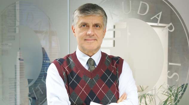 Prof. Dr. Tayfun Uzbay: Kronik hastalıkları olanlar grip aşısı yaptırmalı