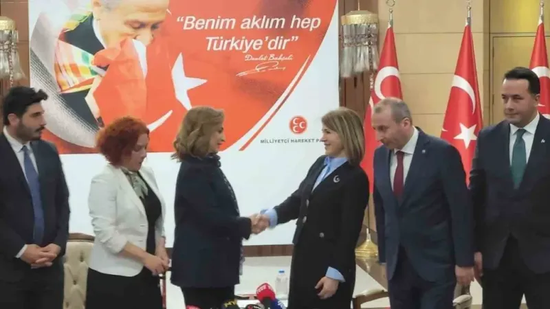 MHP ile DEM Parti ilk kez bayramlaştı MHP ile DEM Parti ilk kez bayramlaştı