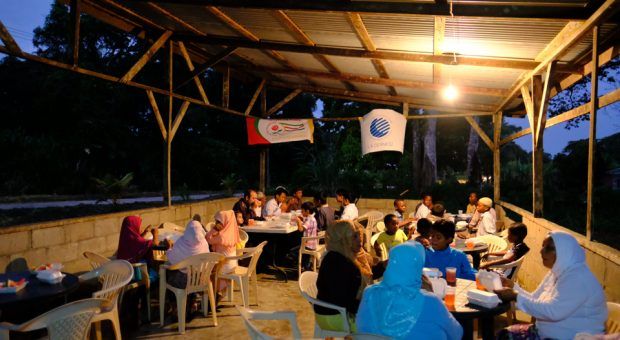 Kızılderili Köylerde İftar Sevinci