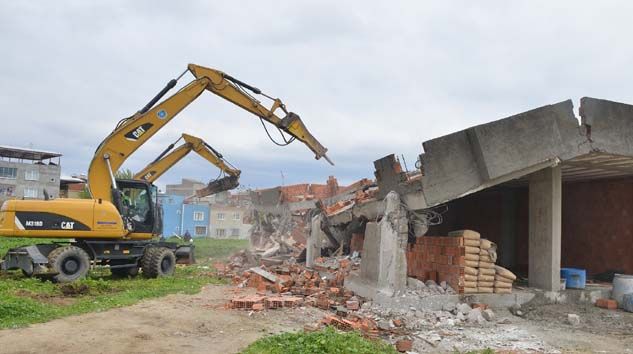 Bursa Yıldırım’da kaçak yapıyla kararlı mücadele