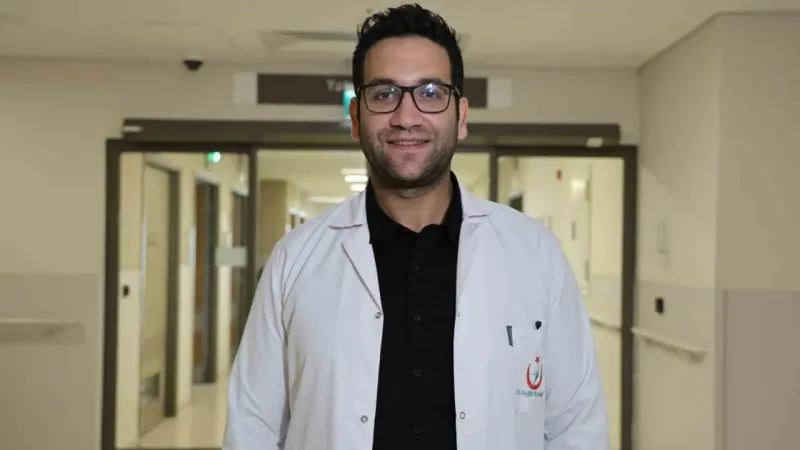 Pişmiş tavuk dönere çiğ tavuk takılması ölümcül olabiliyor Pişmiş tavuk dönere çiğ tavuk takılması ölümcül olabiliyor