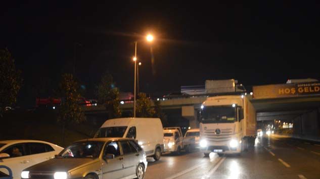 Bayrampaşa halinde yoğunluk sabaha kadar devam etti