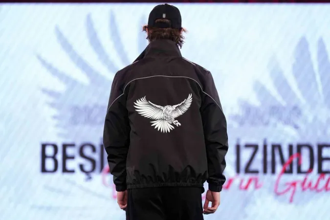 Beşiktaş’ta, Kartal Yuvası 2025-2026 Sonbahar - Kış koleksiyonu tanıtıldı Beşiktaş’ta, Kartal Yuvası 2025-2026 Sonbahar - Kış koleksiyonu tanıtıldı