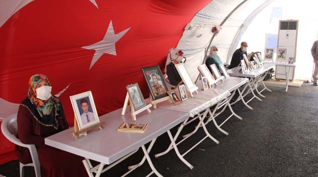 HDP önündeki aileler 4 günlük sonra yeniden eylemde