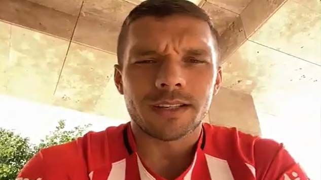 Lukas Podolski’den gençlere tavsiyeler