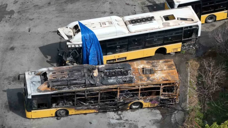İETT garajları otobüs mezarlığına dönüştü